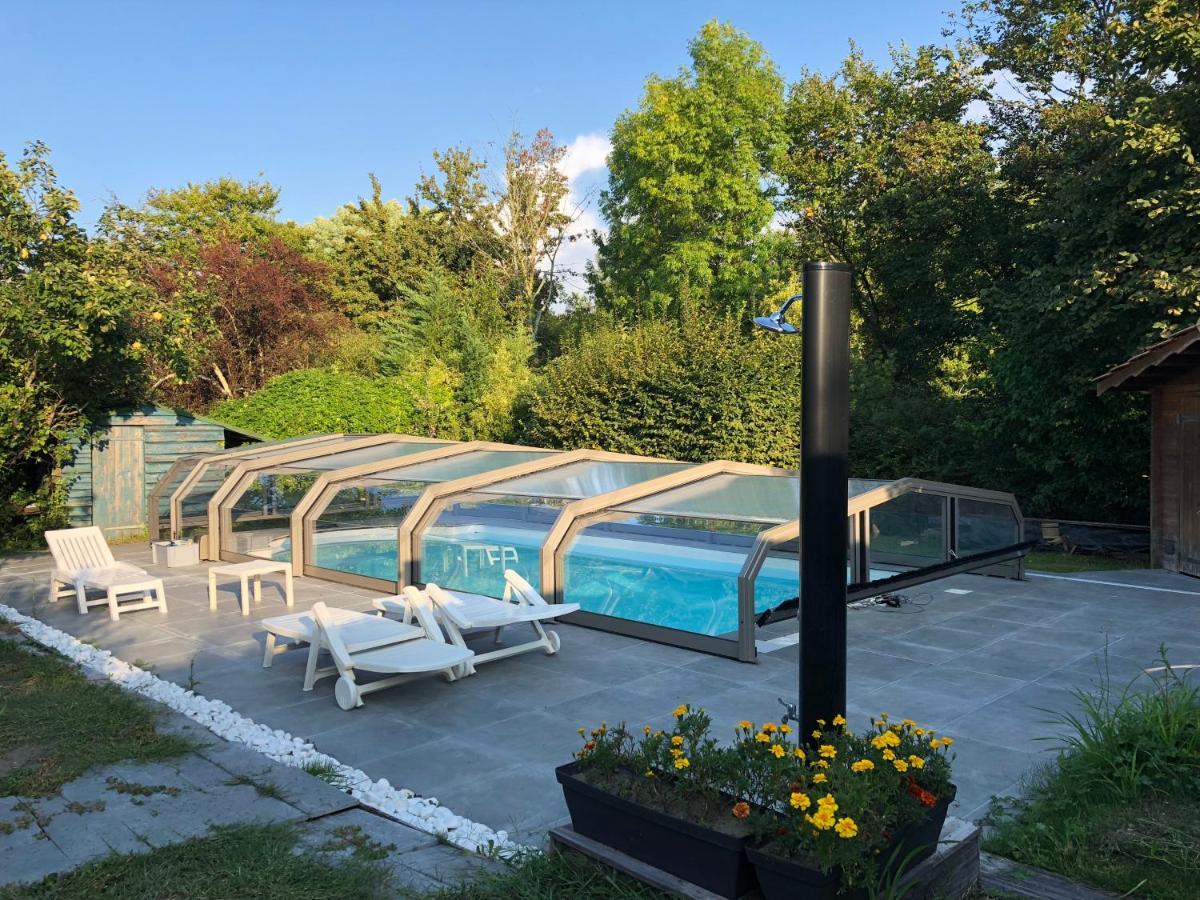 グランディニャン L'Eau Bourde Bed & Breakfast エクステリア 写真